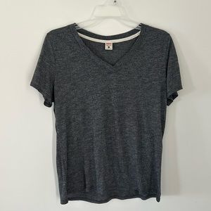 Homage charcoal basic tee, EUC